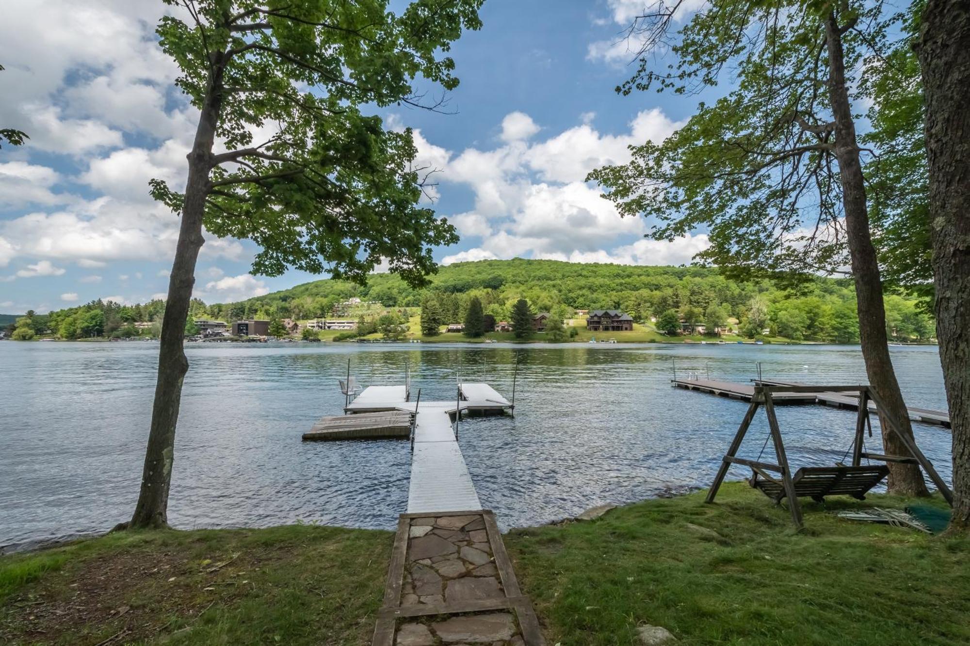 Docktails Villa McHenry Eksteriør billede
